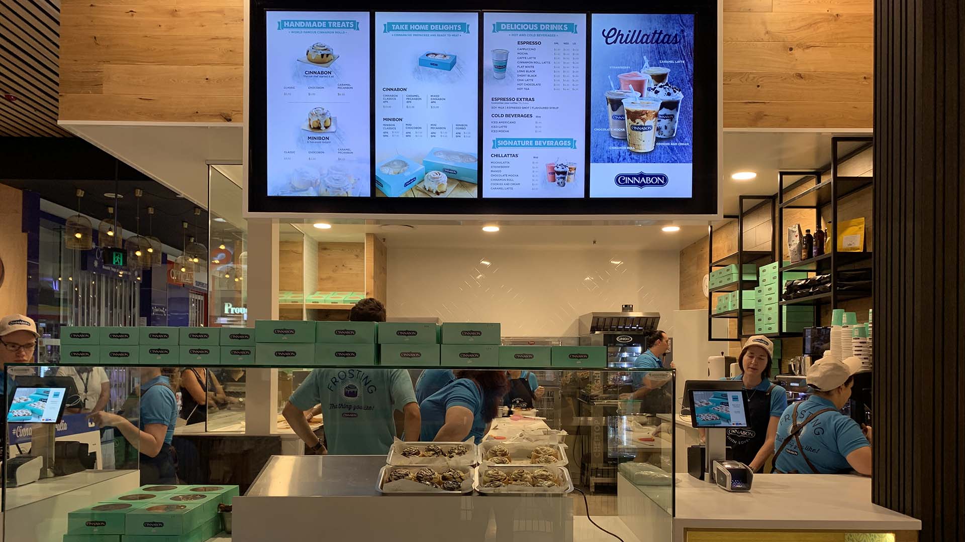 US Bakery Chain Cinnabon Is About to Open Its Second Aussie Store in Brisbane