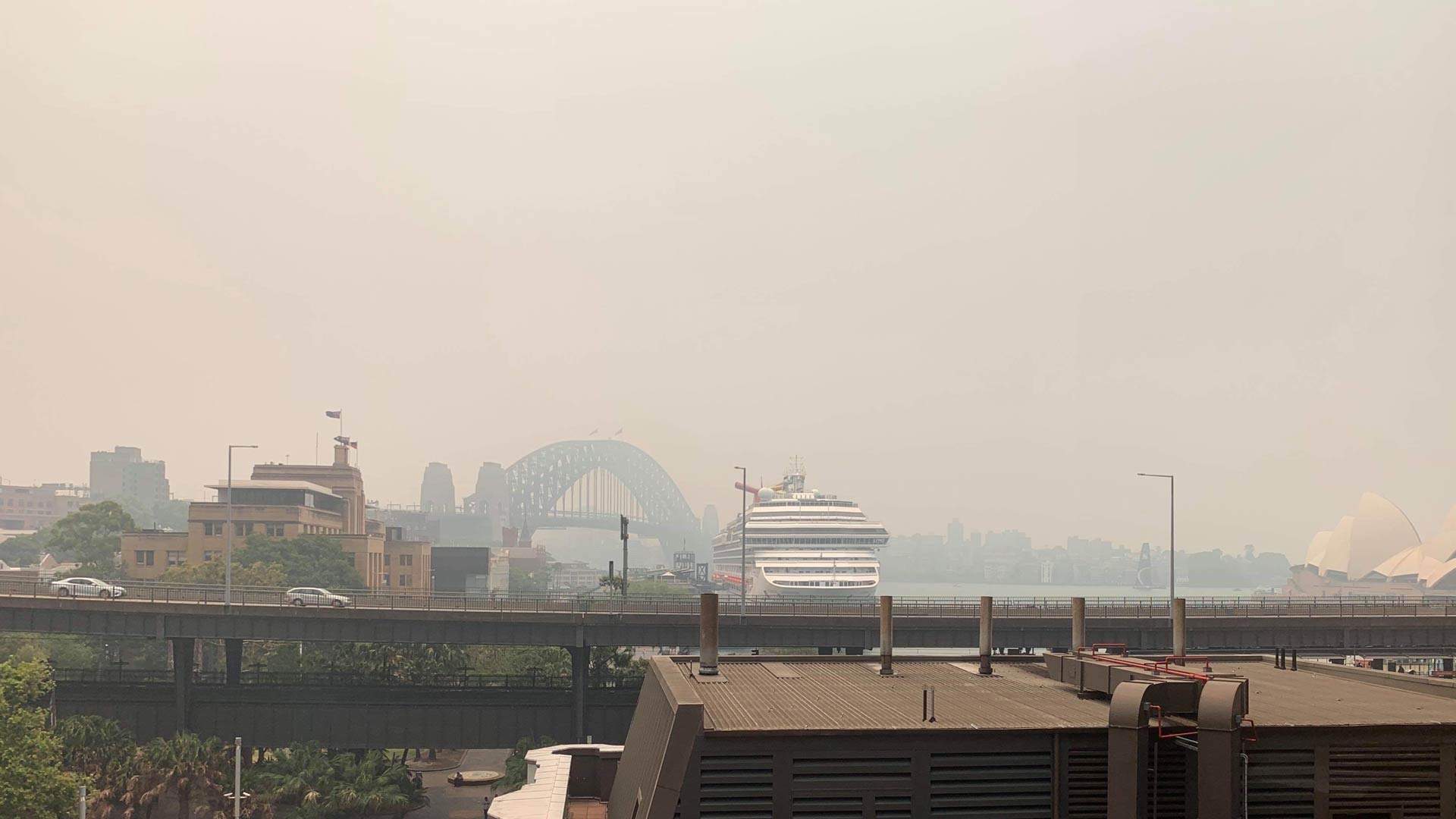 All Sydney Ferries Have Been Cancelled Because of the Bushfire Smoke