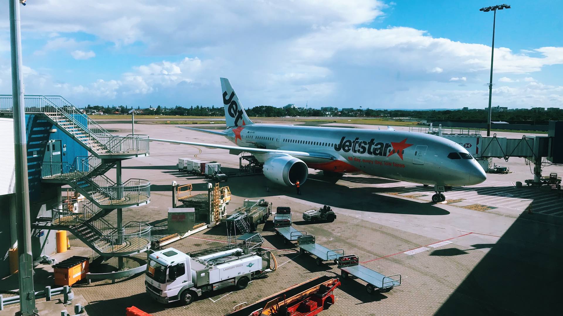 Jetstar Is Giving Away Free Flights This Week in These Giant Gift Boxes Hidden Around New Zealand