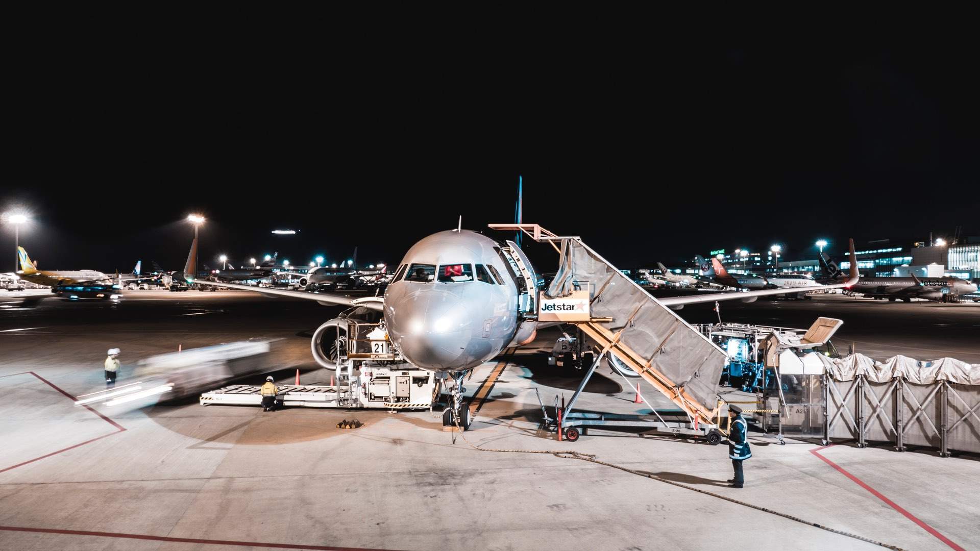 Jetstar Is Giving Away Free Flights This Week in These Giant Gift Boxes Hidden Around New Zealand