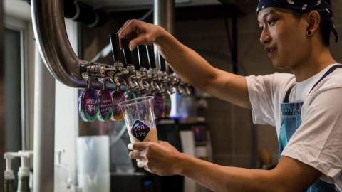 A Tiny New Bubble Tea Shop Has Opened Inside an Old ATM on Swanston Street