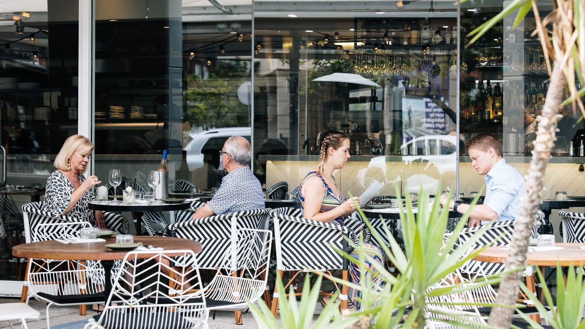 Henrys Neutral Bay, Neutral Bay Review