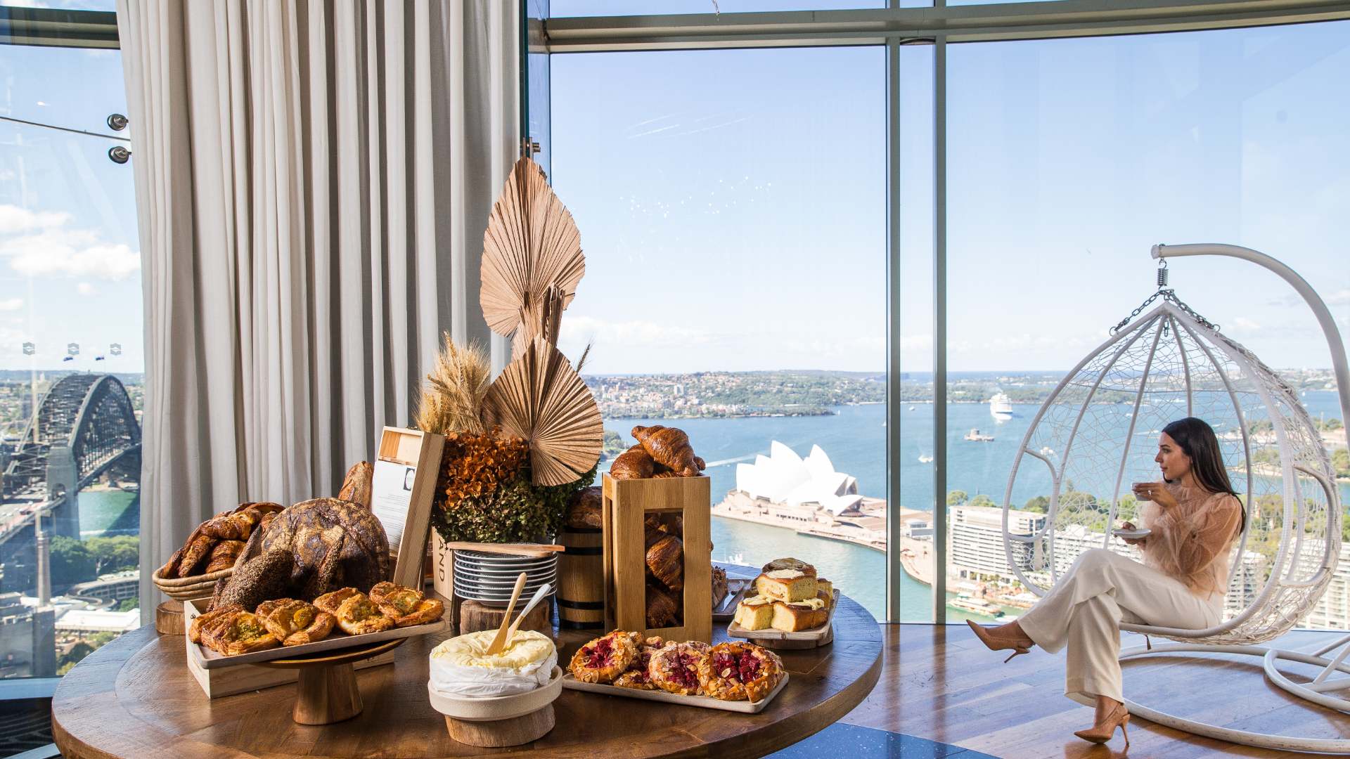 Breakfast in the Sky, Sydney