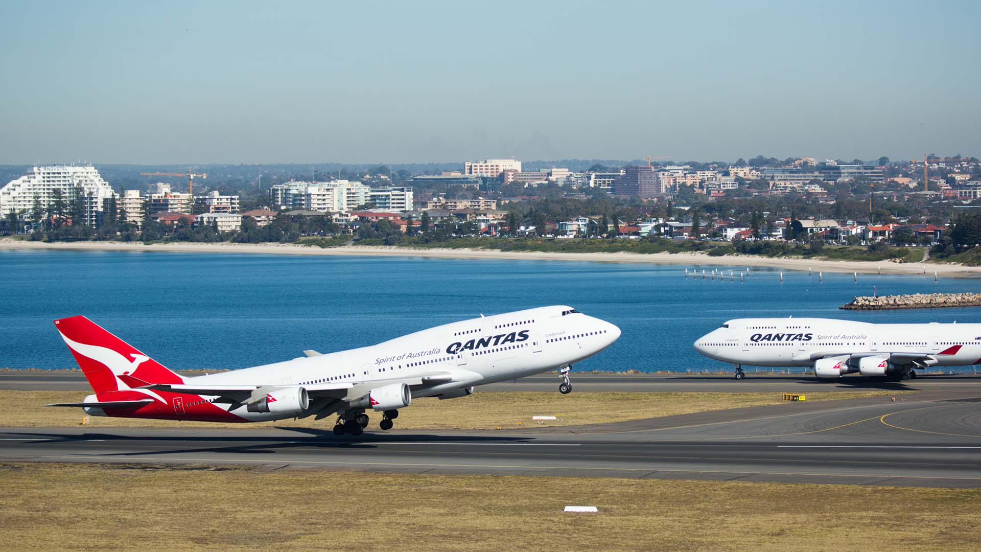 Qantas and Jetstar Are Drastically Cutting International and Domestic Flights Until the End of May