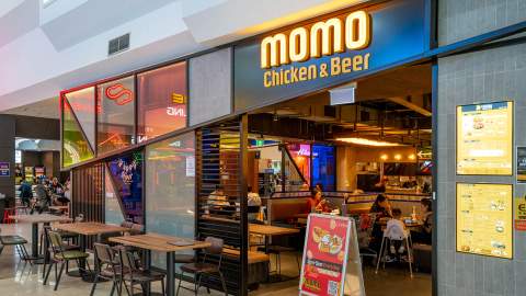 Momo Chicken & Beer