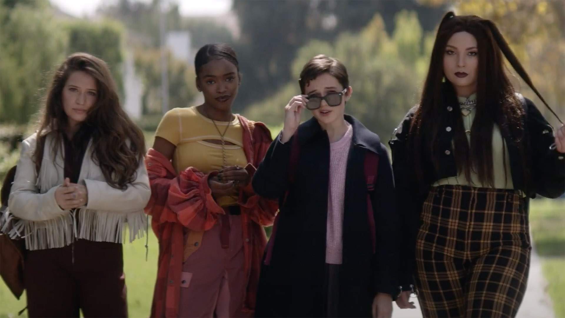 The First Trailer for 'The Craft: Legacy' Introduces a New Coven of Teen Witches