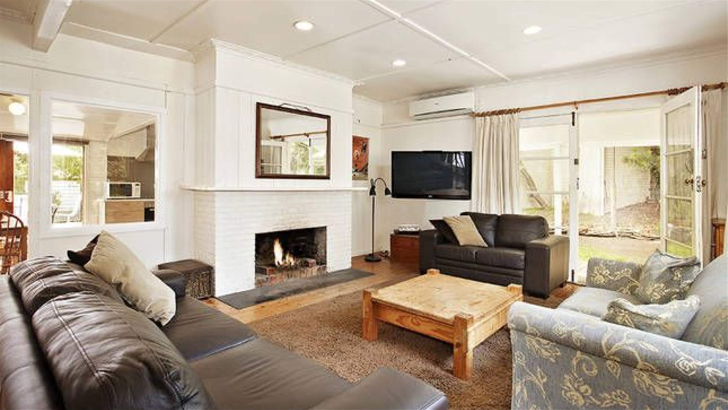 Ten of the Most Luxurious Stays You Can Book on the Mornington