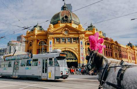 Metro Melbourne's Off-Peak Public Transport Fares Are Being Cut by 30 Percent for Three Months