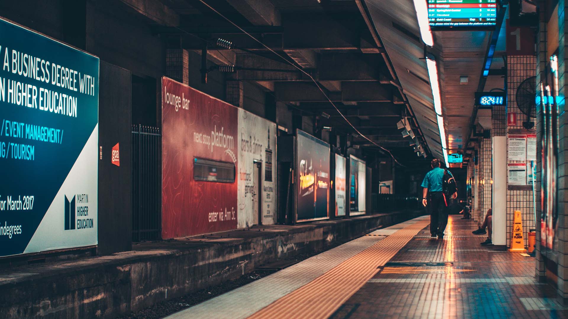 Buses Will Replace Trains on All Lines Through the Brisbane CBD Over the Easter Long Weekend