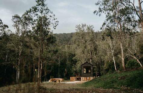 Two New Off-the-Grid Unyoked Tiny Cabins with Outdoor Baths Have Popped Up Near Byron Bay