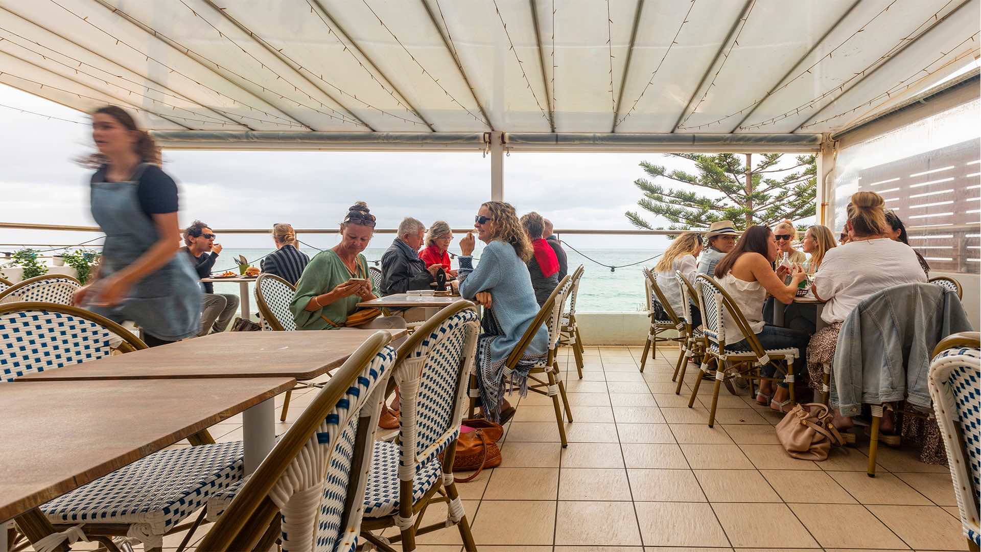 Cabana Beach Kiosk, Narrabeen Review