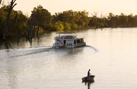 Eight Inland Boat Trips to Take When the Water Is Calling You