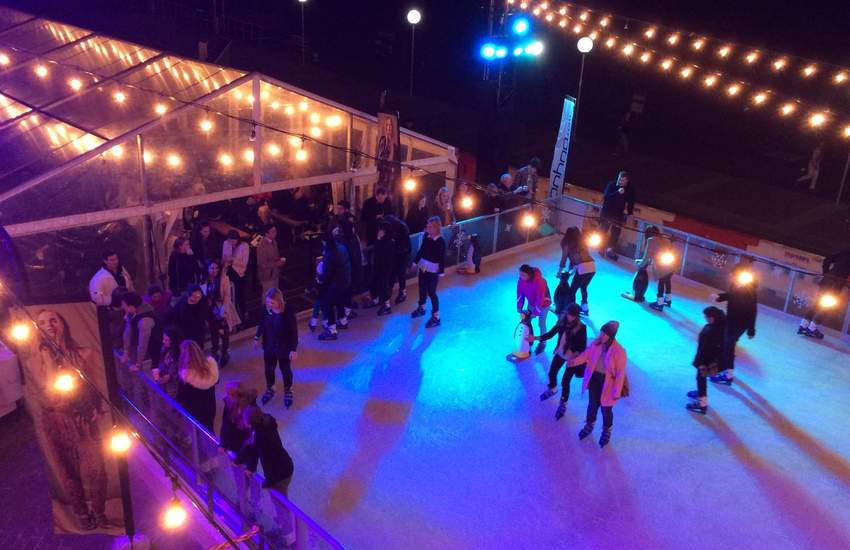 Background image for An Ice Rink Is Popping Up at Taronga Zoo So You Can See Adorable Animals, Then Skate