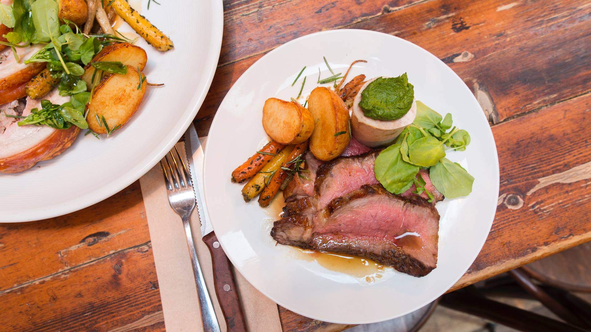 The Local Taphouse - best Sunday roasts in St Kilda, Melbourne.