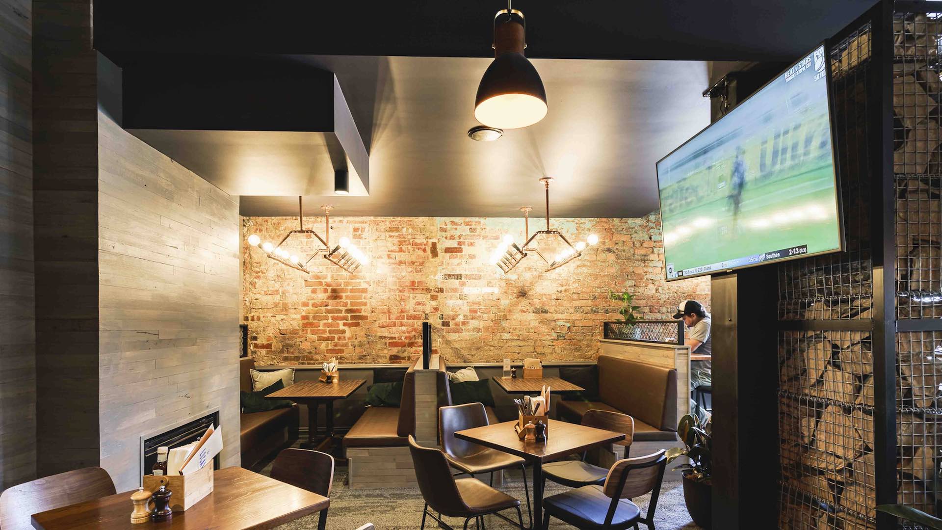 Six Great Melbourne Pubs To Watch The Footy Live And Loud Concrete 