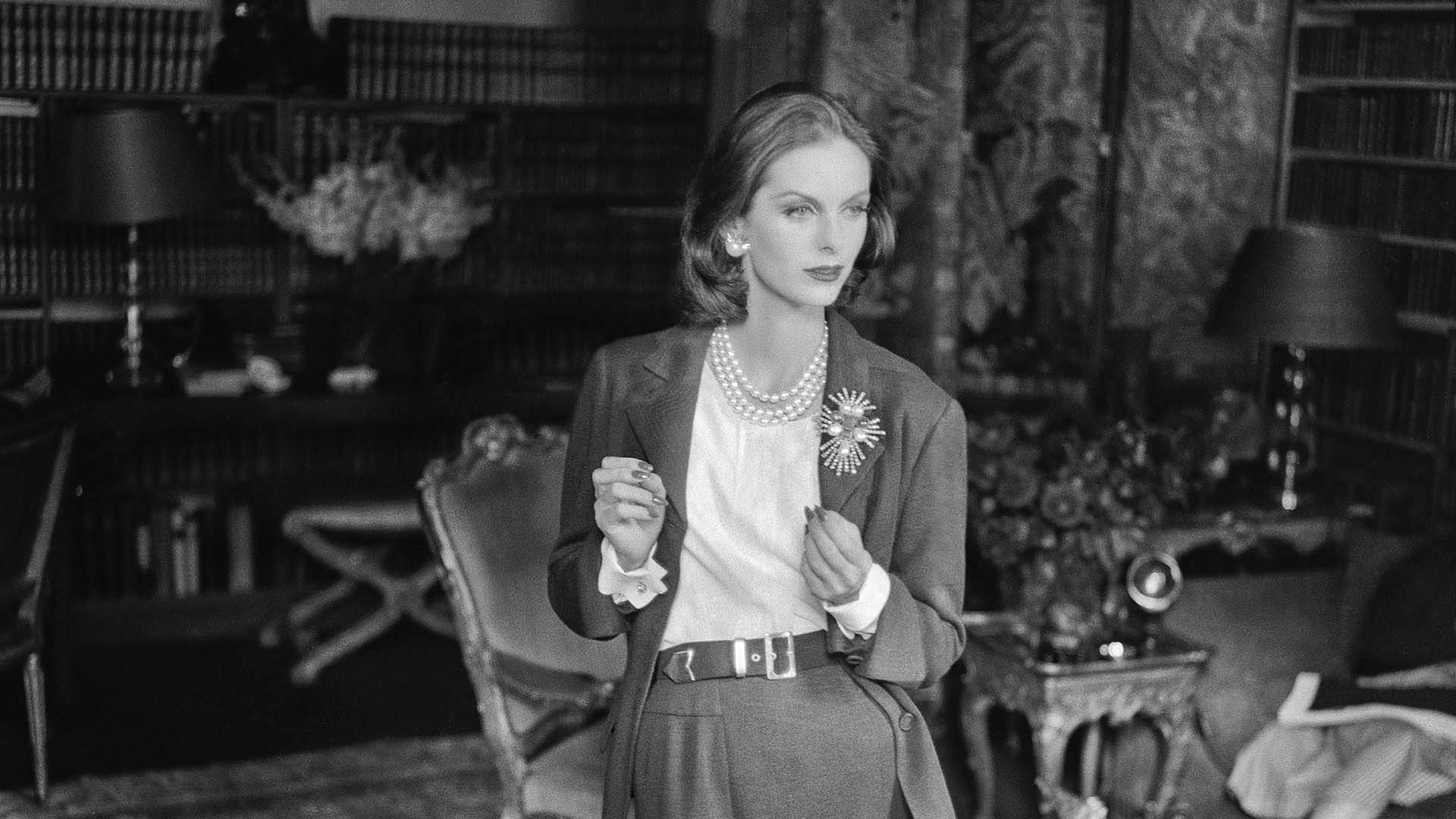 Chanel Takes London with Big V&A Exhibition about the Designer's Life – WWD