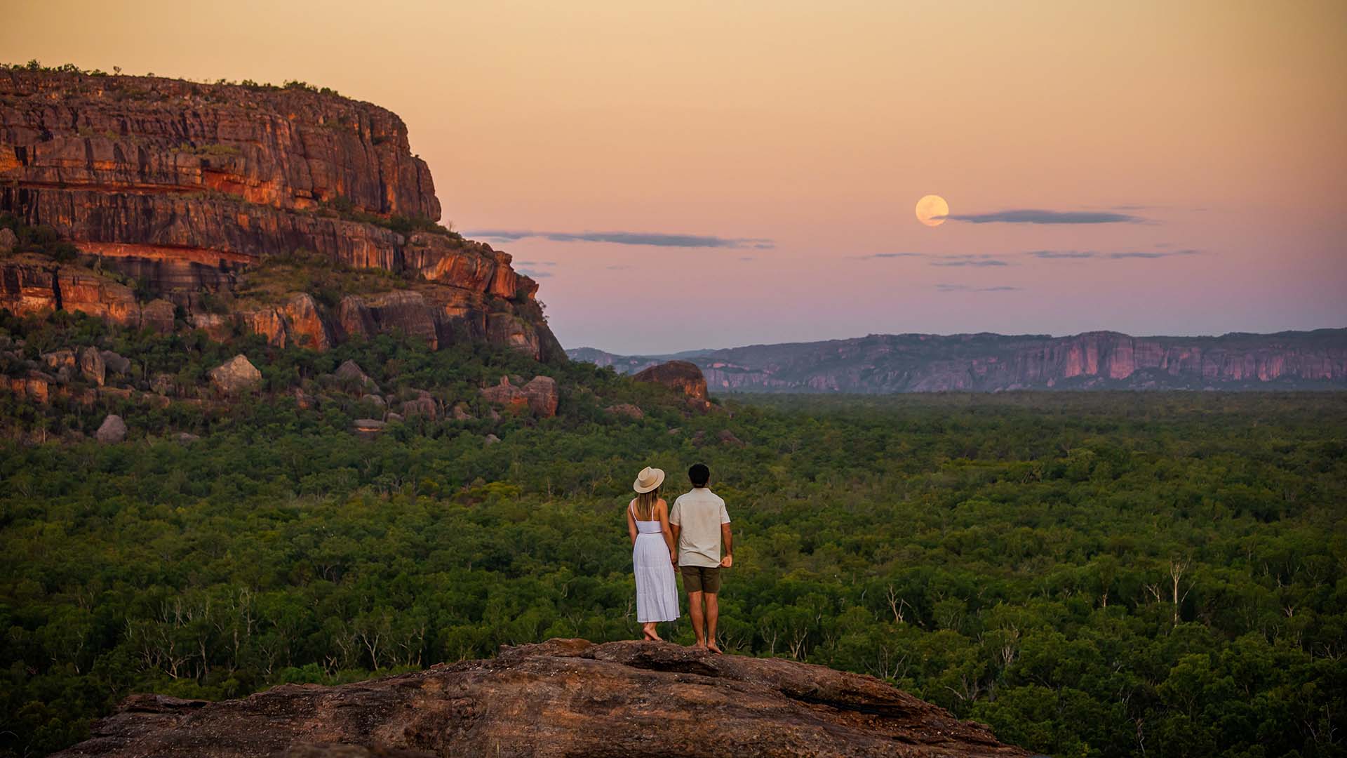 The NT Government Is Giving Fully Vaxxed Aussies $1000 Discounts on Trips to the Territory