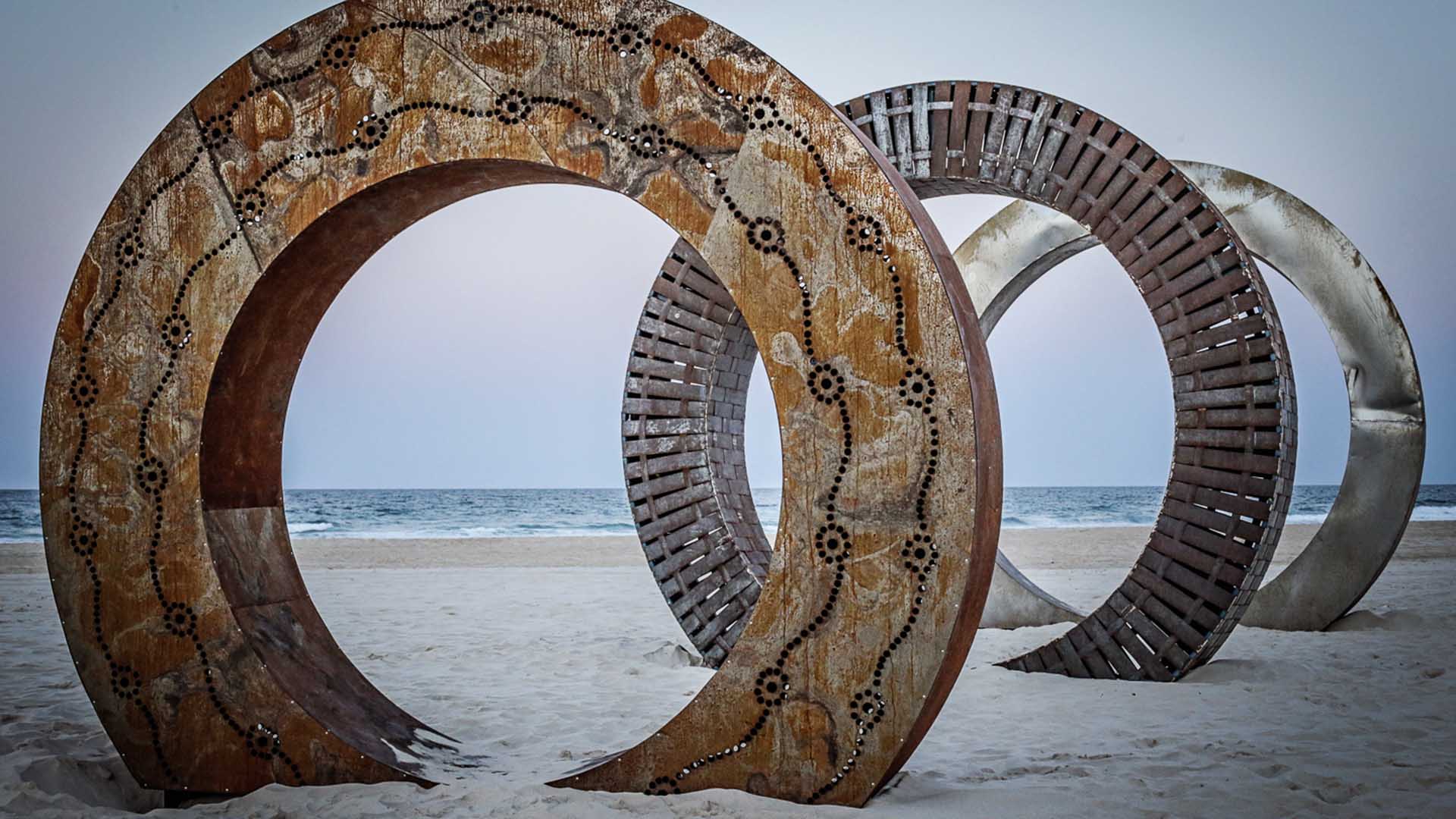 Swell Sculpture Festival Is Turning a One-Kilometre Stretch of Beach Into a Free Outdoor Art Gallery 