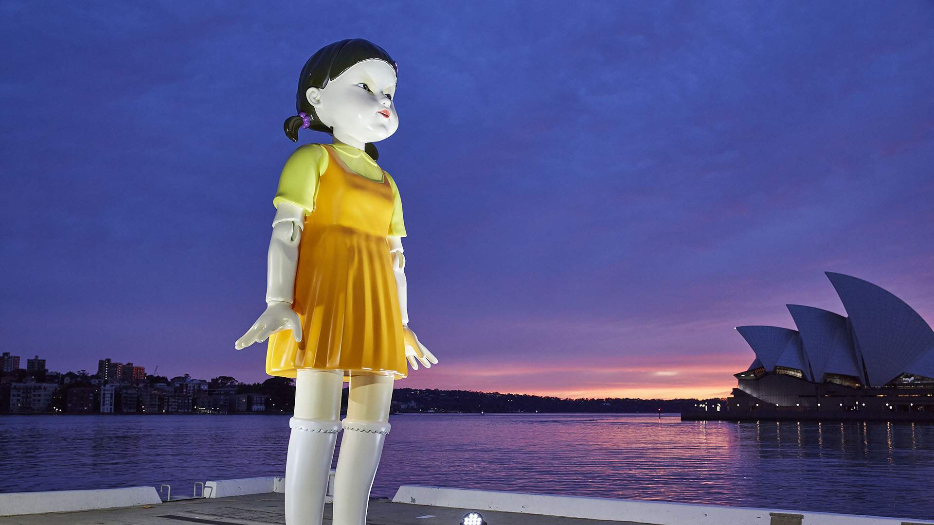 The Creepy Red Light Green Light Doll From Squid Game Is Towering Over The Harbour This