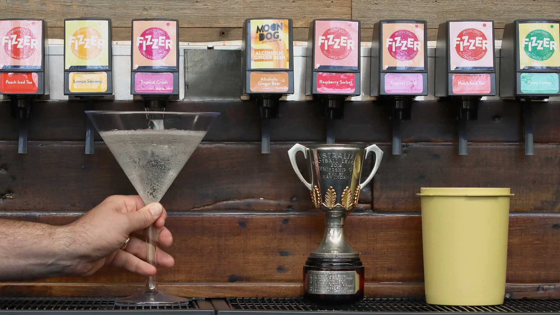 Moon Dog BYO Cup Day - Free Fizzer Seltzer
