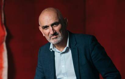 Background image for Paul Kelly's Beloved 'How to Make Gravy' Is Being Turned Into an Aussie Christmas Film