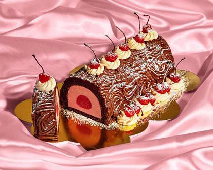 Pidapipo Has Announced a Limited-Edition Gelato Christmas Cake and Yes, We've Already Ordered