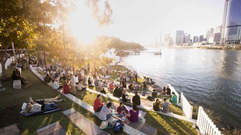 The Four Parks in Brisbane Where You Can BYO Drinks