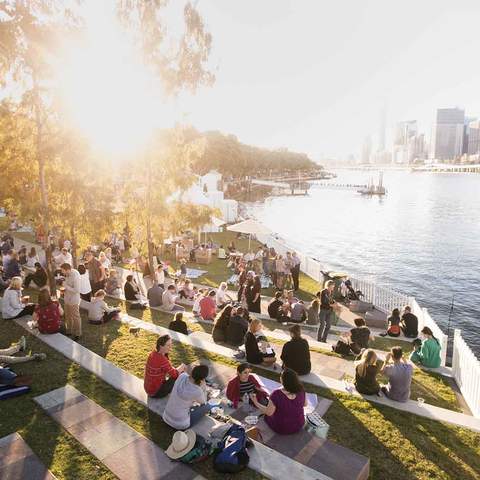 The Four Parks in Brisbane Where You Can BYO Drinks