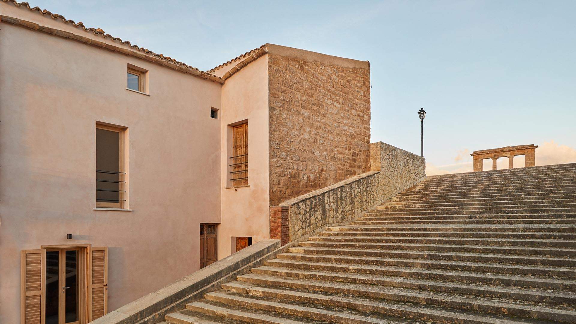 Airbnb Wants You to Spend a Year Living Rent-Free in a Gorgeous Sicily Townhouse