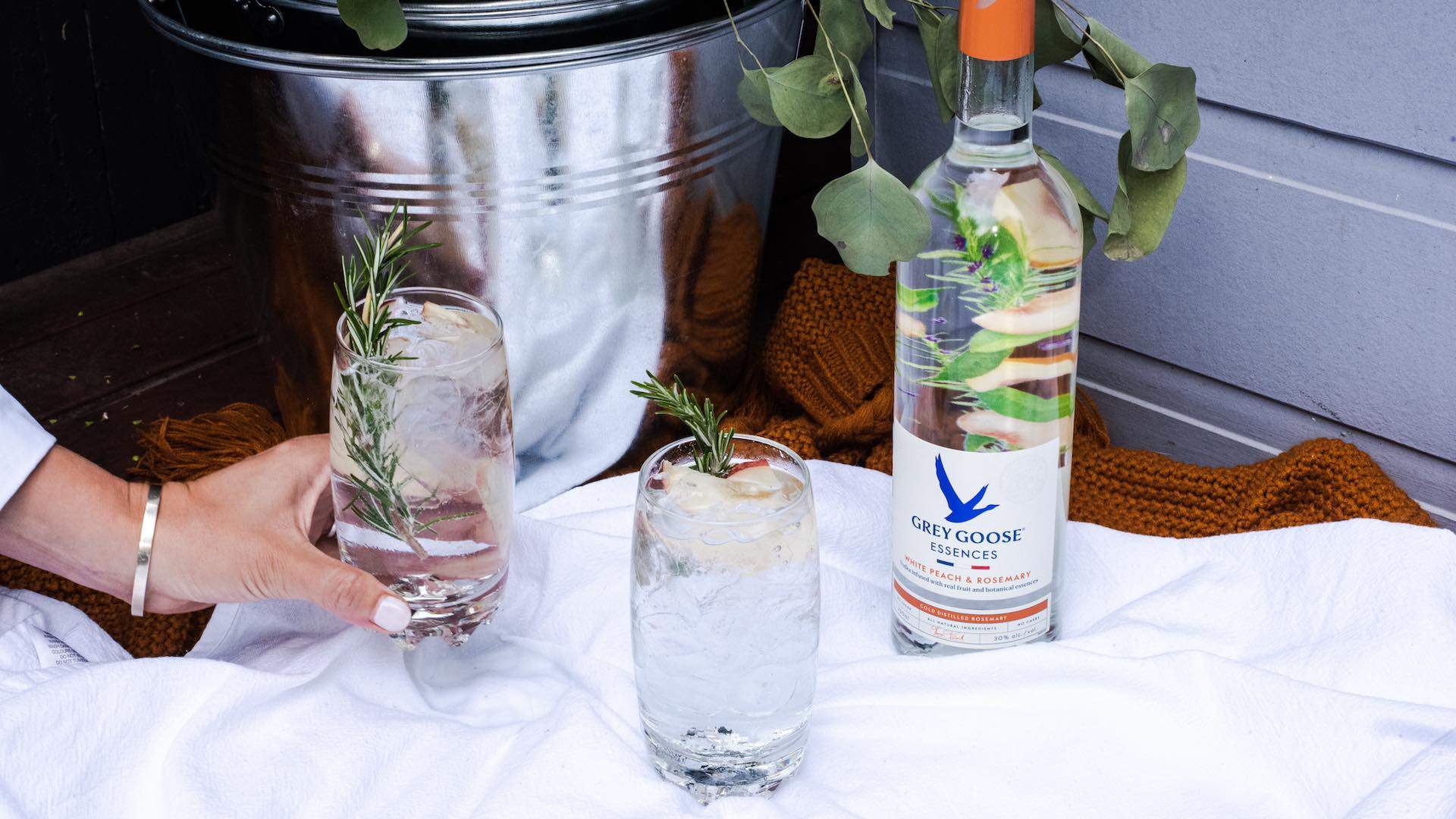 Cocktail Hour: How to Make a White Peach and Rosemary Highball