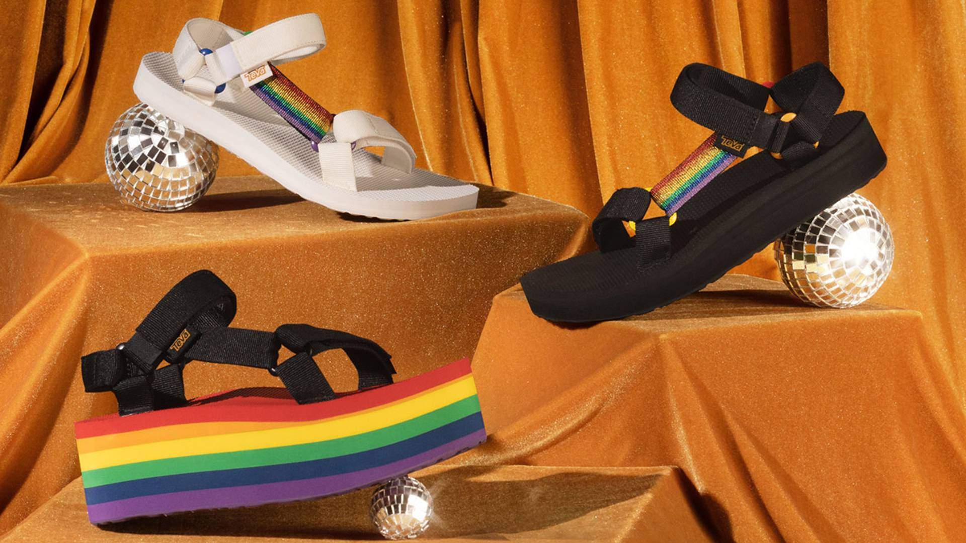 Teva discount rainbow platform