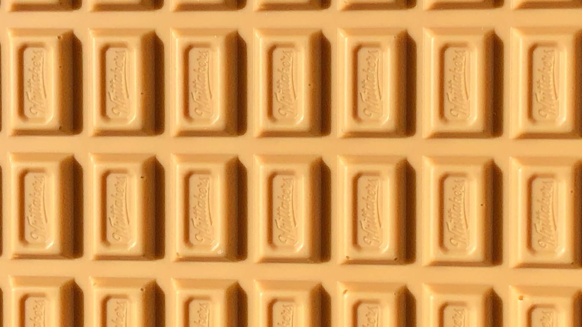 Whittaker's Is Dropping a New Caramelised White Chocolate Block Called 'Blondie-licious' Next Week