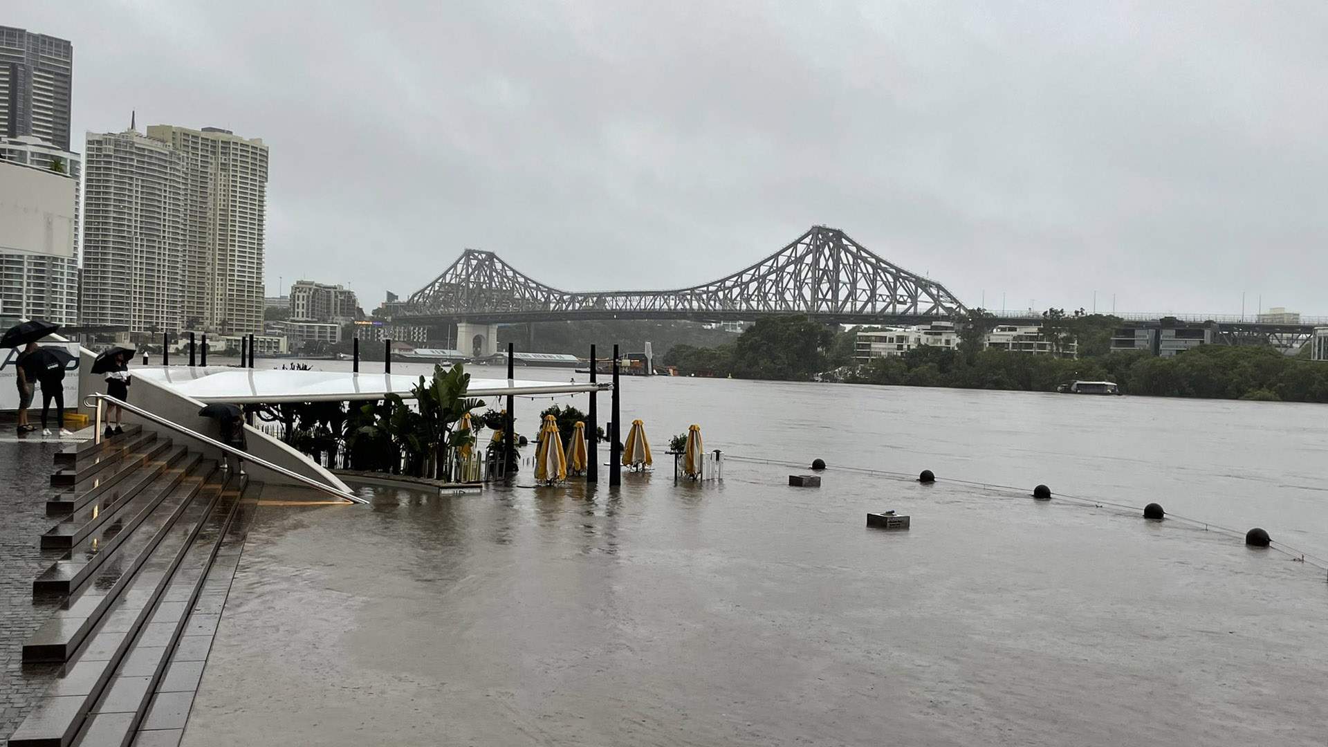 Brisbane's Mud Army Is Calling for Help Cleaning Up Homes and Businesses Affected by the Flood