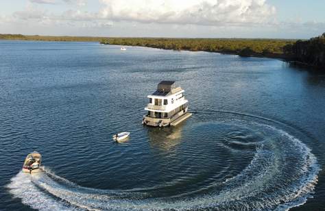 You Can Now Enjoy a Luxe Houseboat Getaway on This Three-Storey 'Flotel' on the Gold Coast