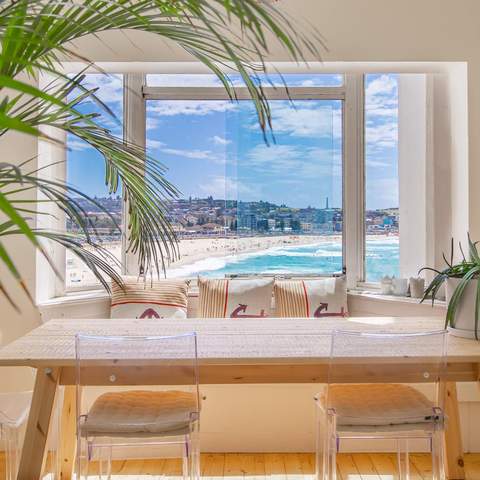 All of the Best Inner-City Airbnbs Around Australia with Breathtaking Views