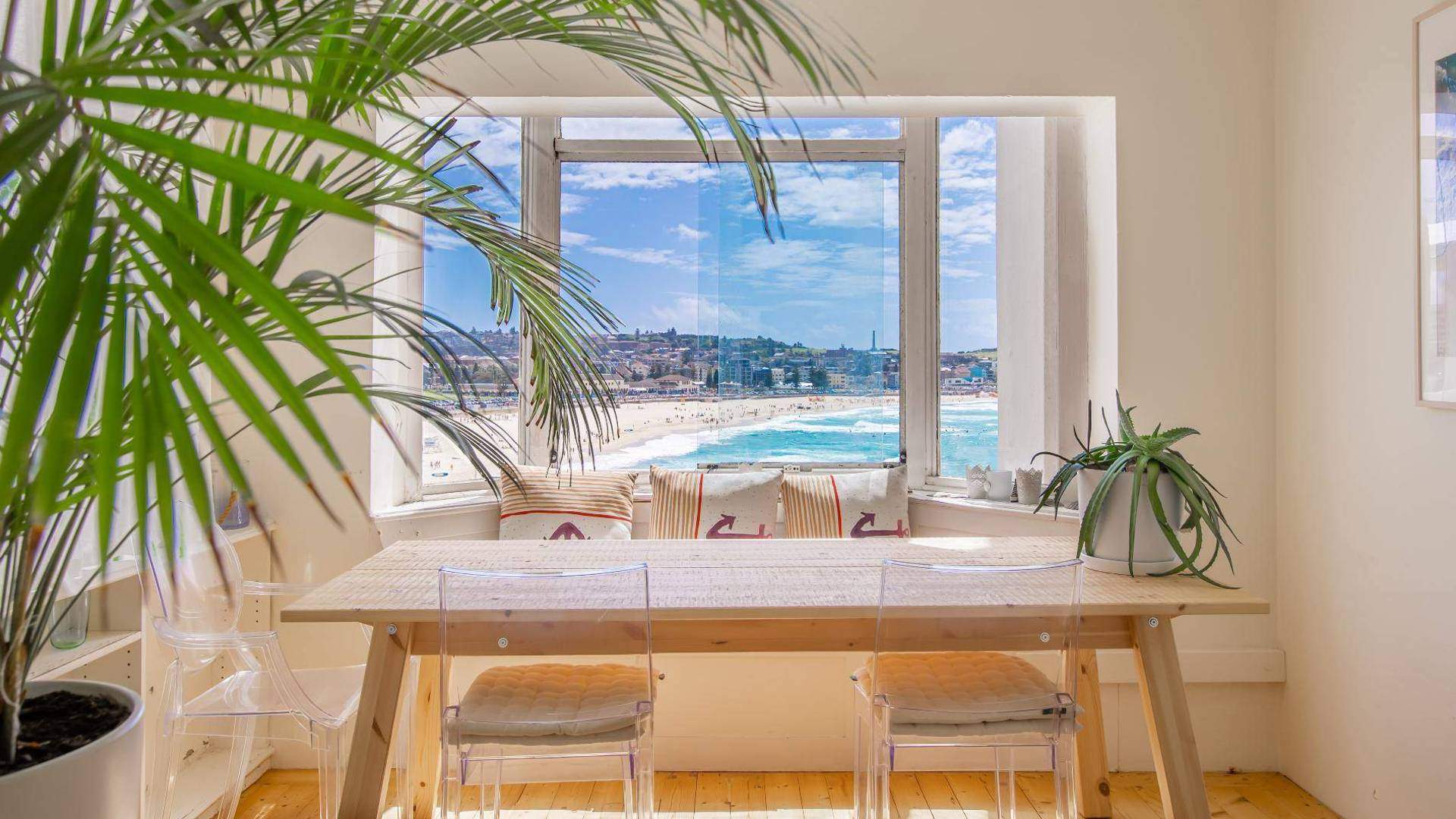 All of the Best Inner City Airbnbs Around Australia with Breathtaking Views