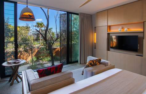 Win an Overnight Stay to Hang Out with the Animals at Taronga Zoo's Luxurious Wildlife Retreat