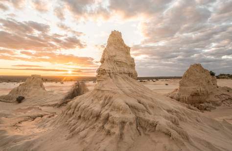 Ten Weird and Wonderful NSW Landmarks That You Should've Seen in Person by Now