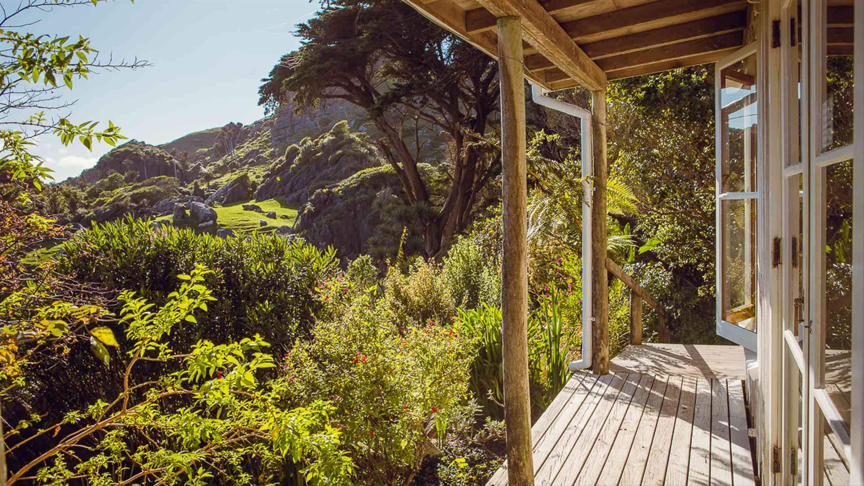 Unique Stays with Breathtaking Views of New Zealand's South Island ...