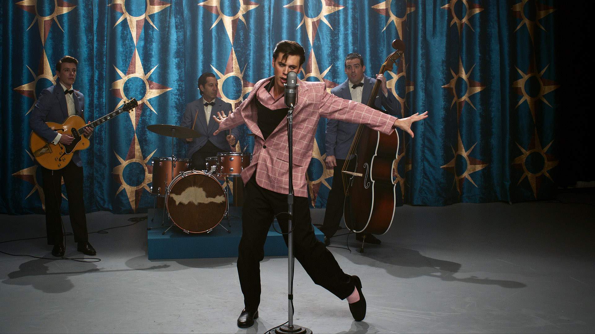 'Elvis' Is in the Building: Baz Luhrmann's Hit Has Been Fast-Tracked to Digital While Still in Cinemas