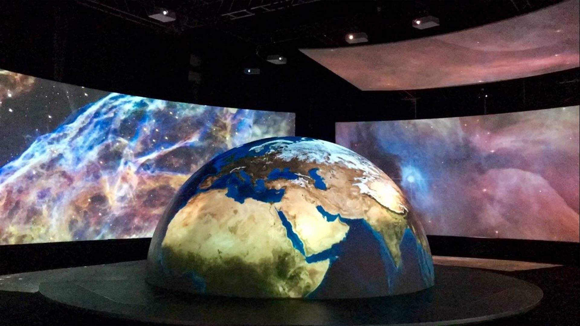 Space Exploration Exhibition 'Neighbourhood Earth' Is Bringing Its Interactive Wonders to Brisbane