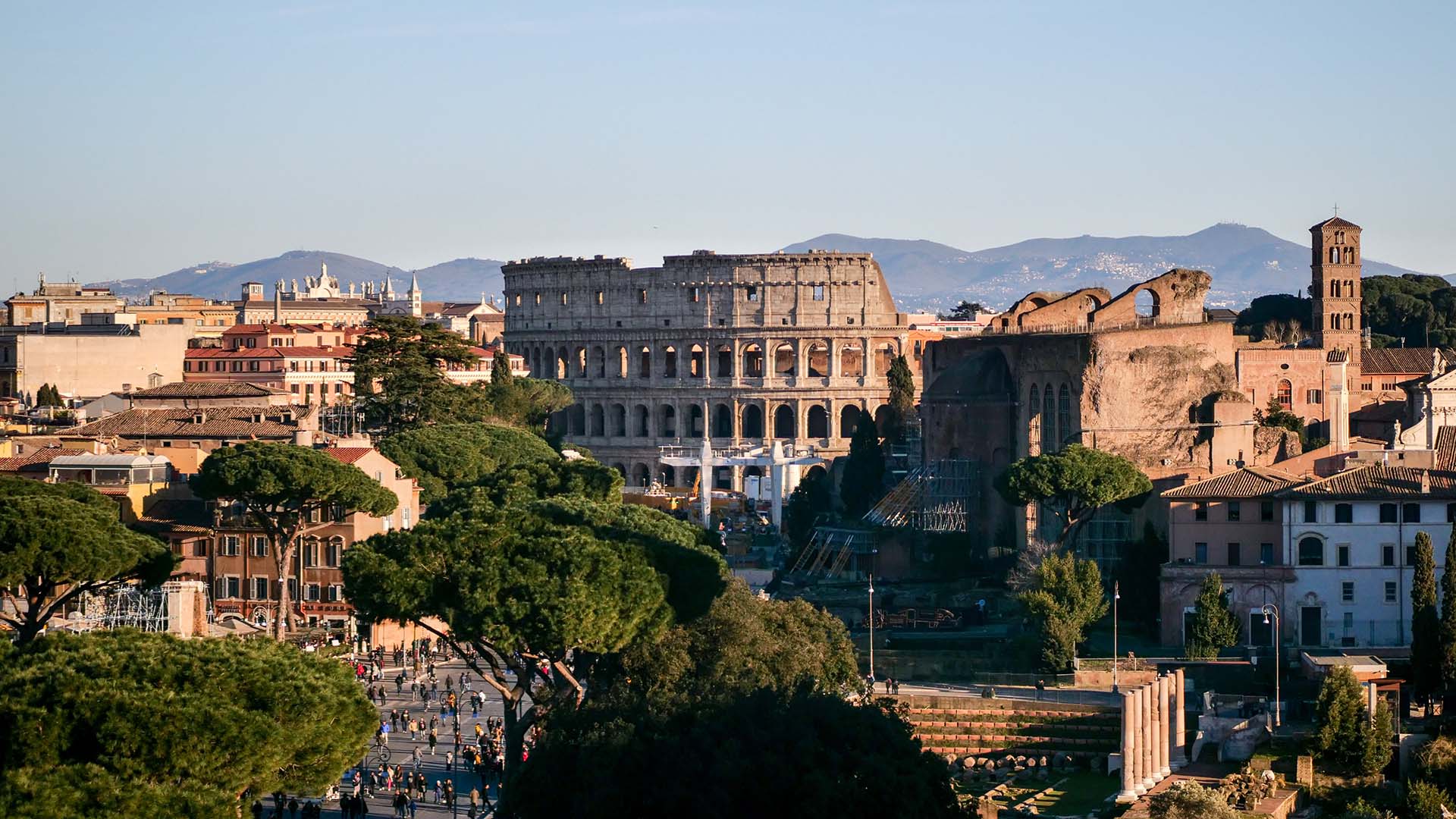 Qantas Is Now Flying Direct From Australia to Rome So You Can Make the Most of Europe