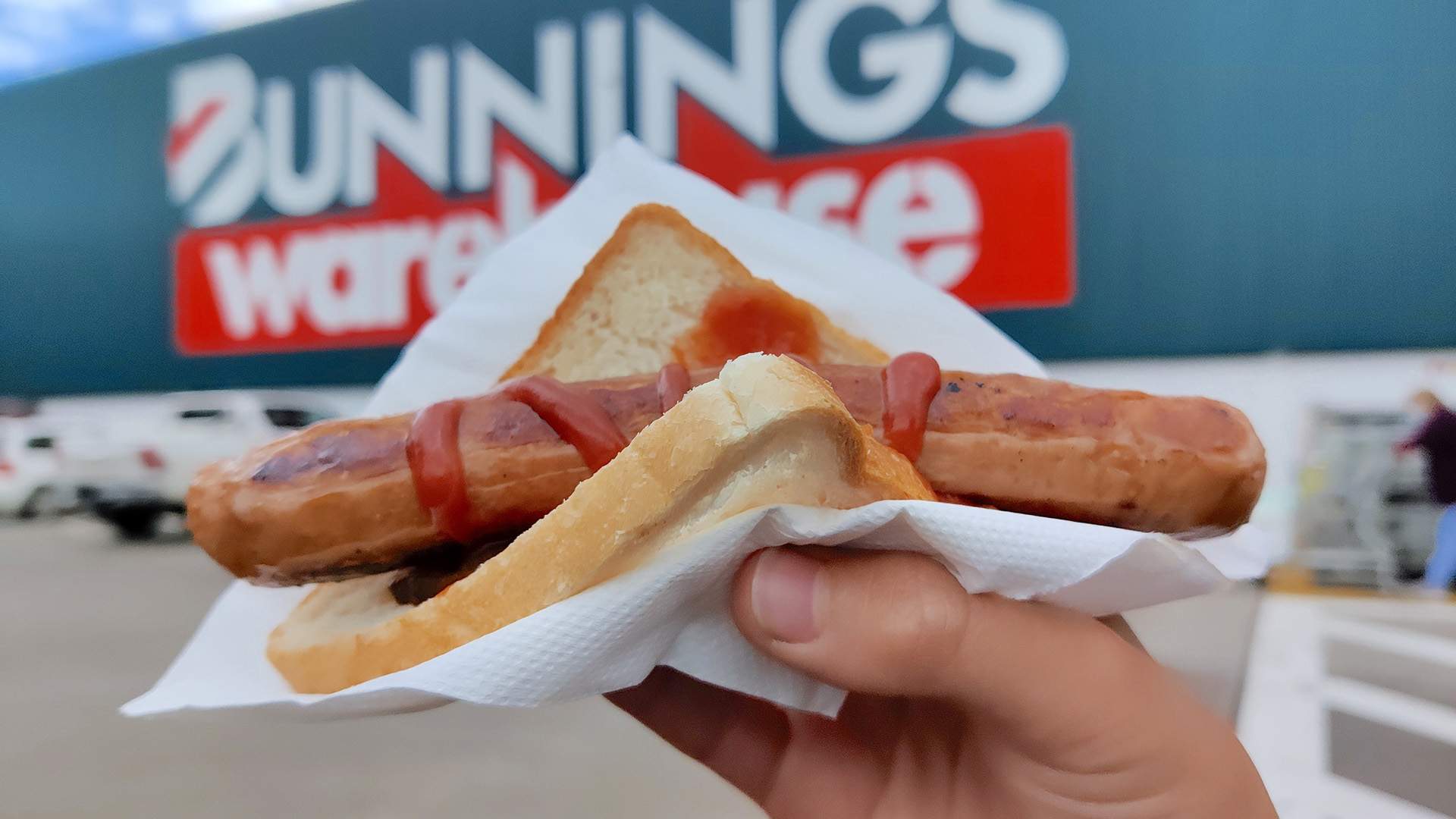 Bunnings Is Increasing the Price of Its Sausage Sizzles for the First Time in 15 Years