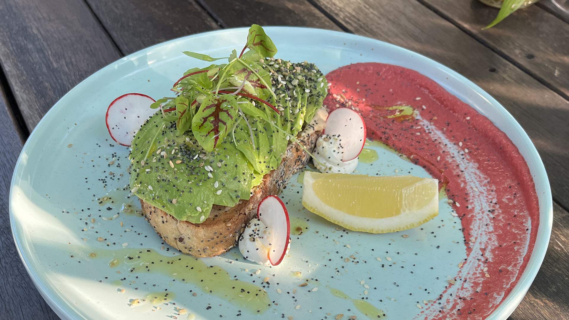 This Brisbane Cafe's Avocado on Toast Has Just Been Named the Best in Australia