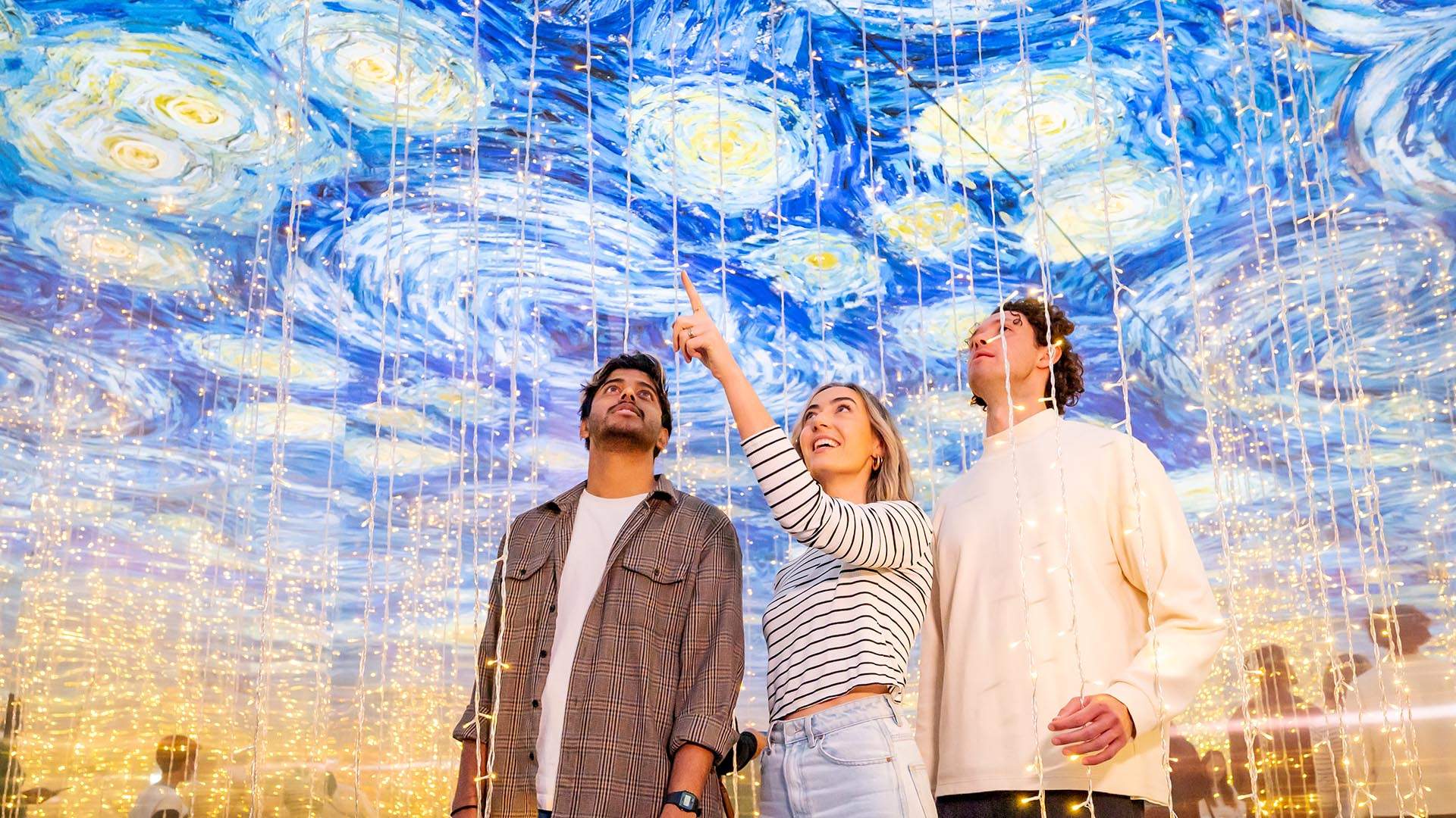 Dazzling Multi-Sensory Exhibition 'Van Gogh Alive' Is Bringing Its Stars and Sunflowers Back to Sydney