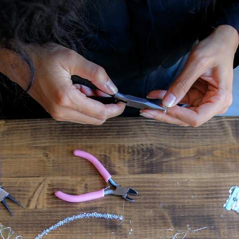 NAIDOC Week Jewellery Making Workshop