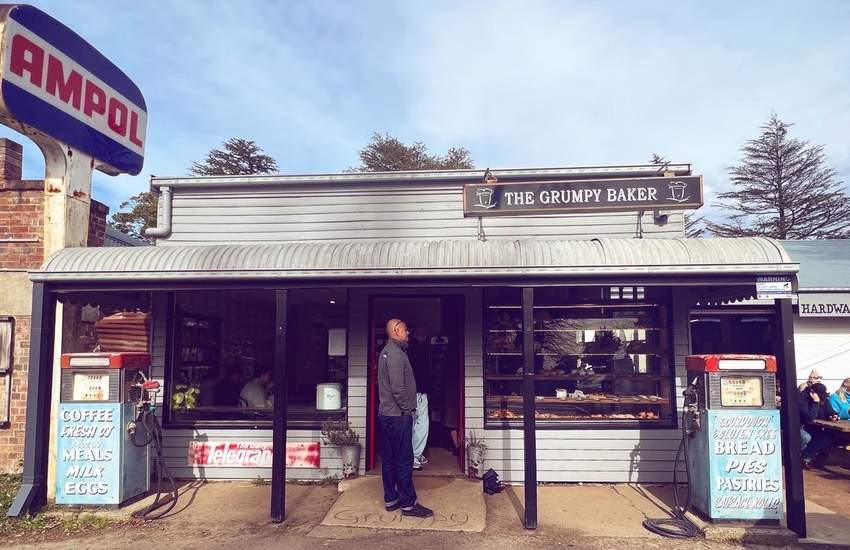 Background image for Everywhere Pup-Friendly to Pitstop on Your Next Blue Mountains Trip