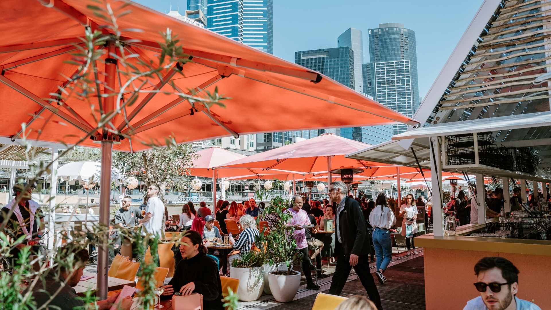 Here's What's Open in Melbourne for Christmas Day Eats and Drinks in 2022