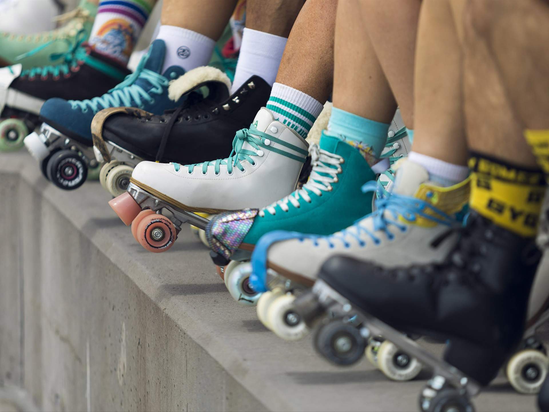 Roller Skates Vs Rollerblades For Exercise A Detailed Guide |  lacienciadelcafe.com.ar