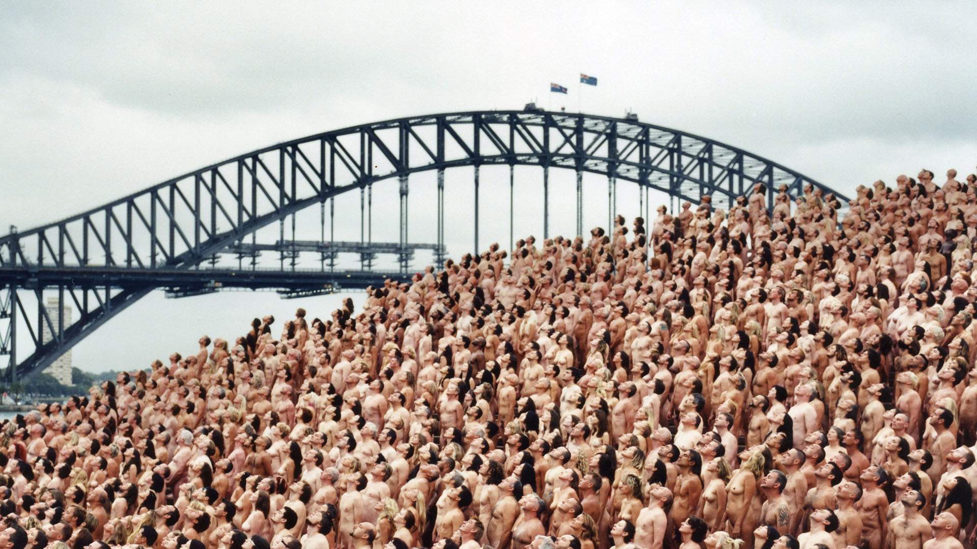Artist Spencer Tunick Is Staging a New Mass Nude Photography Work on a Sydney Beach